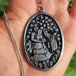 WOW solid 925 sterling silver vintage LARGE repousse lovers orchard necklace